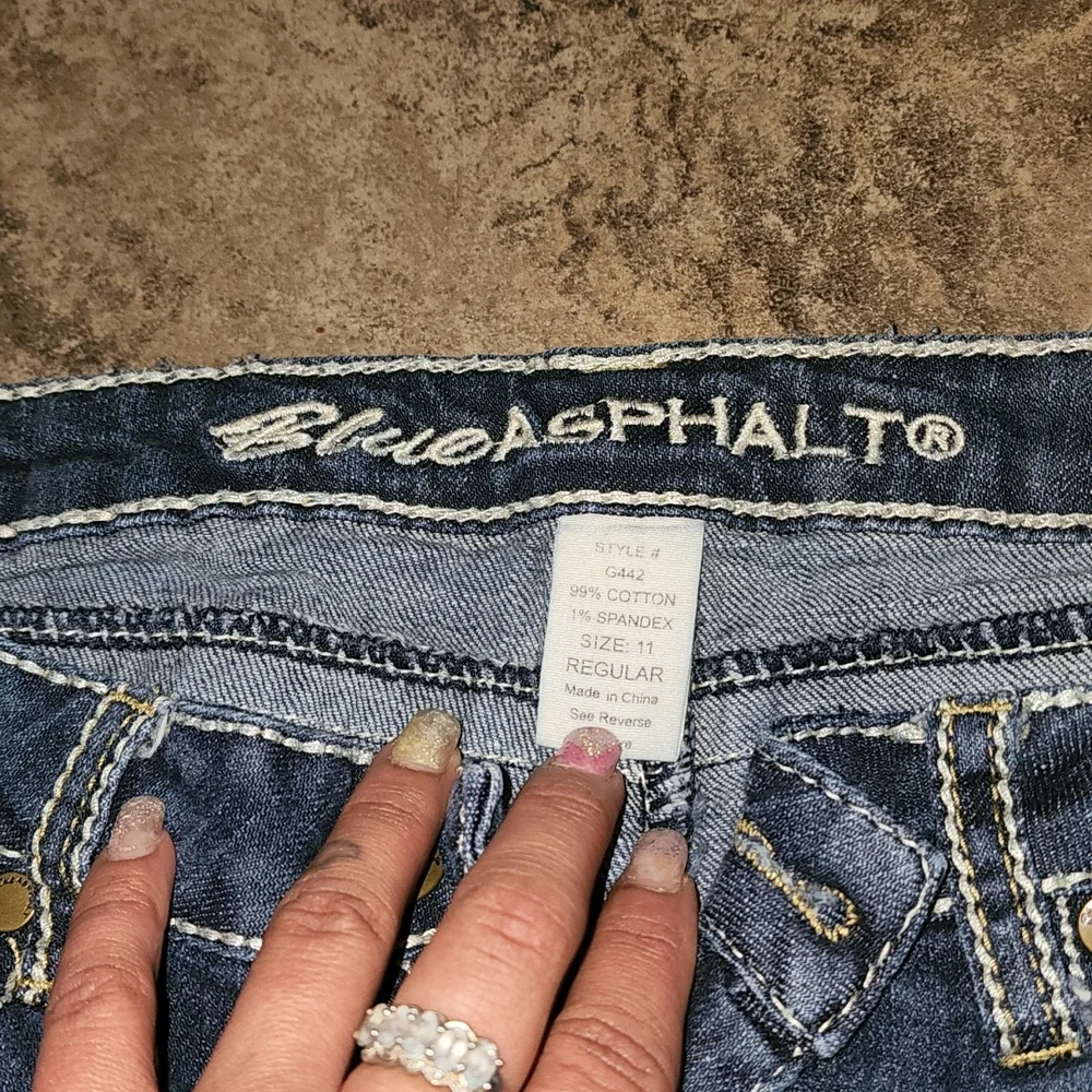 Jeans - Picture 2 of 2